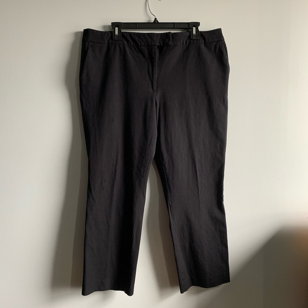 ❗️MOVING SALE❗️ Ann Taylor Black Ankle Pants